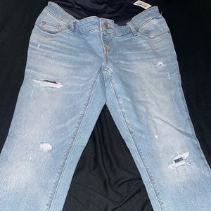 NWT Old Navy Maternity Premium Full-Panel Rockstar Ripped Jeans